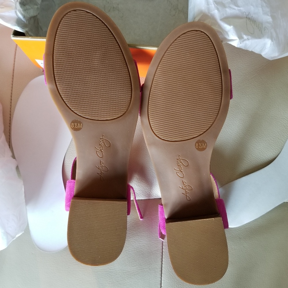 NEW Arturo Chiang Wrenzi Sandal - Picture 2 of 3